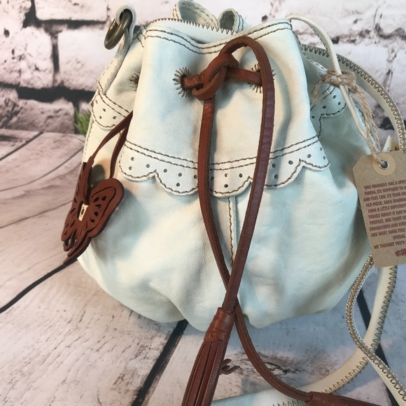 Lucky Brand Handbags - LUCKY BRAND  Italian Leather Drawstring Bucket Bag
